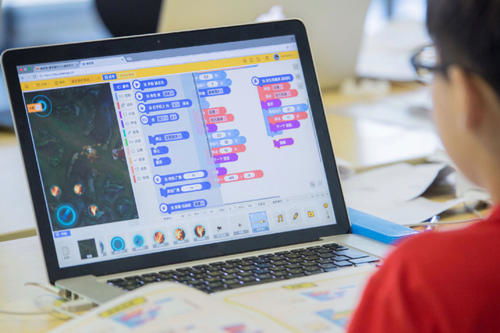 童程童美樂高機器人培訓（長沙）機構(gòu)地址詳情與計算機軟硬件設備關(guān)聯(lián)解析